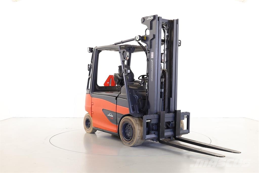 Linde E50HL/600 شاحنات ذات رافعات شوكية تعمل بالكهرباء