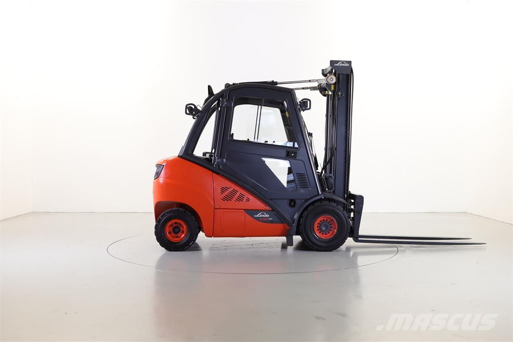 Linde H30D-02 (393) Дизельні навантажувачі