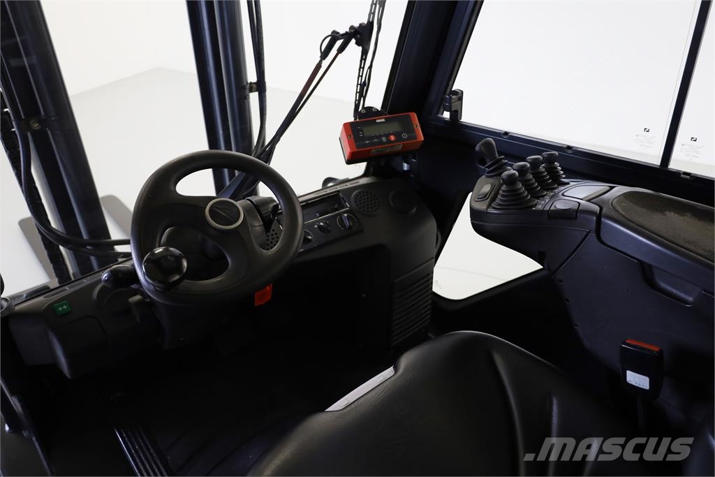 Linde H30D-02 (393) Дизельні навантажувачі