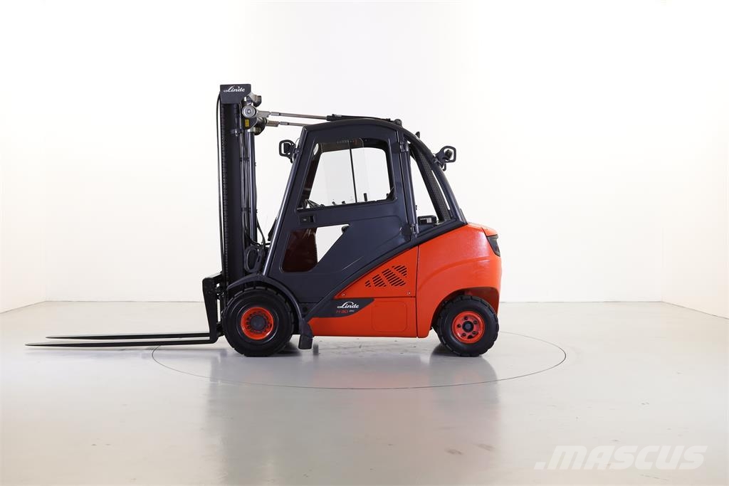 Linde H30D-02 (393) Дизельні навантажувачі
