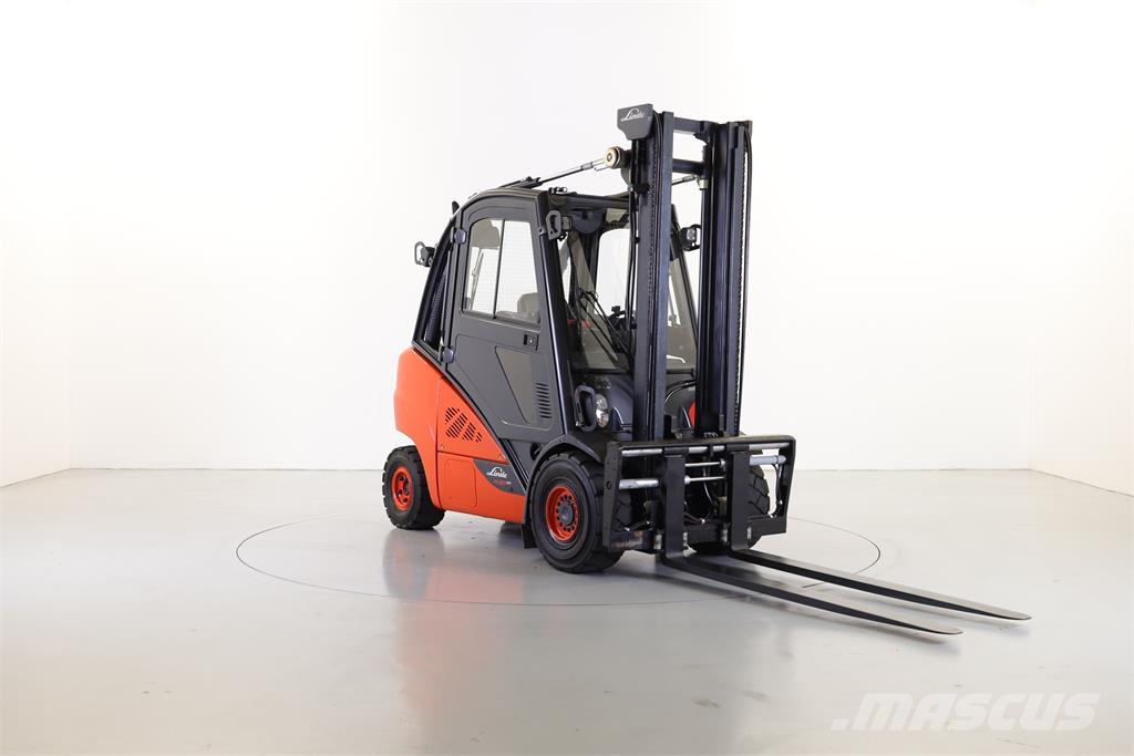Linde H30D-02 (393) Дизельні навантажувачі