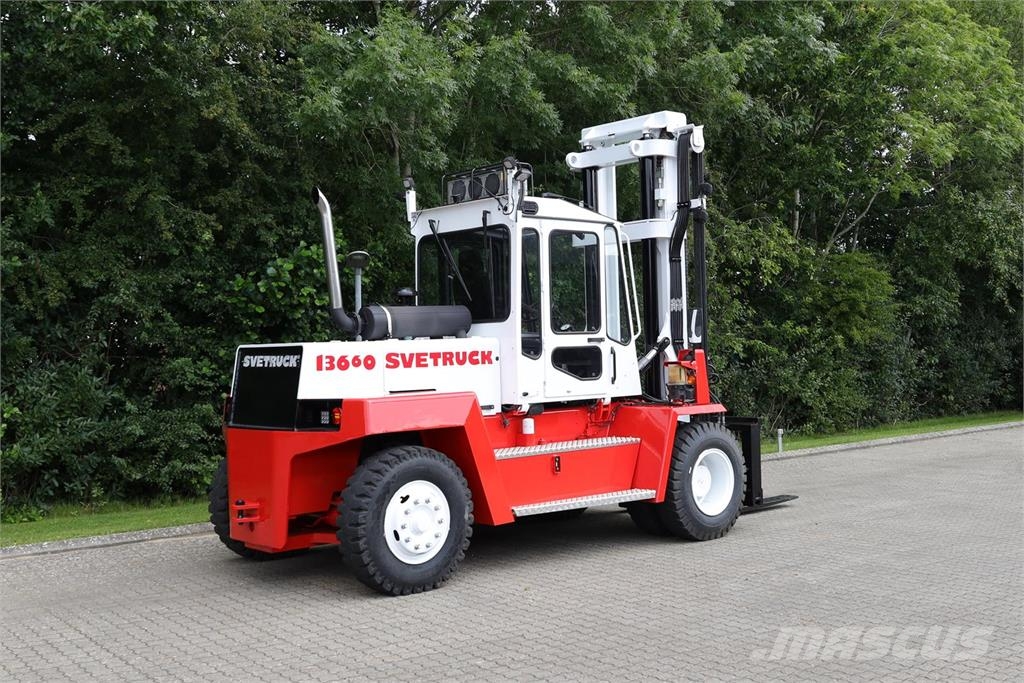 Svetruck 13,6 60 32 Dīzeļa autoiekrāvēji