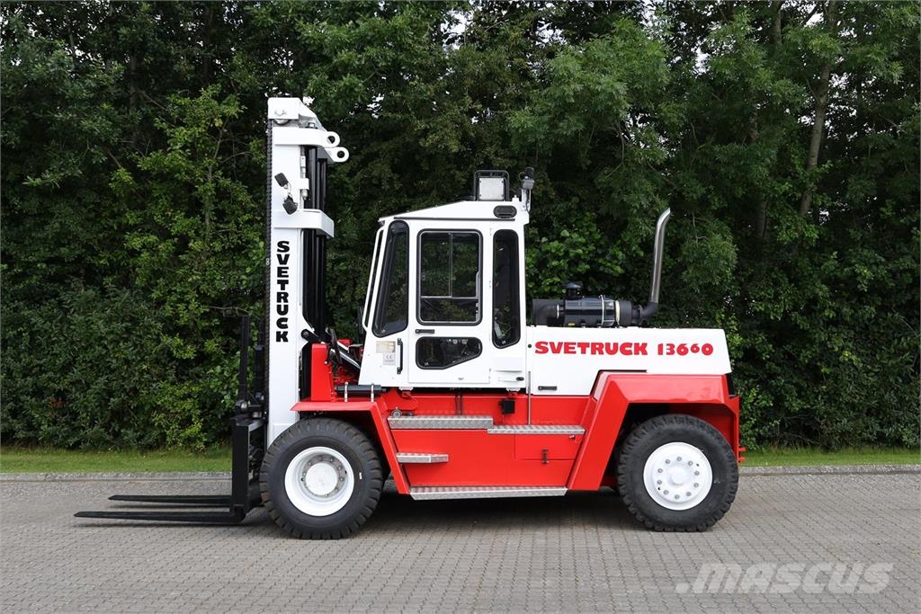 Svetruck 13,6 60 32 Dīzeļa autoiekrāvēji
