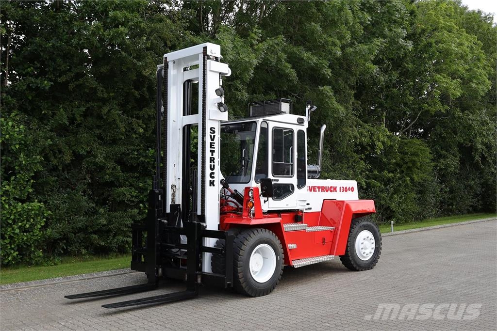 Svetruck 13,6 60 32 Dīzeļa autoiekrāvēji