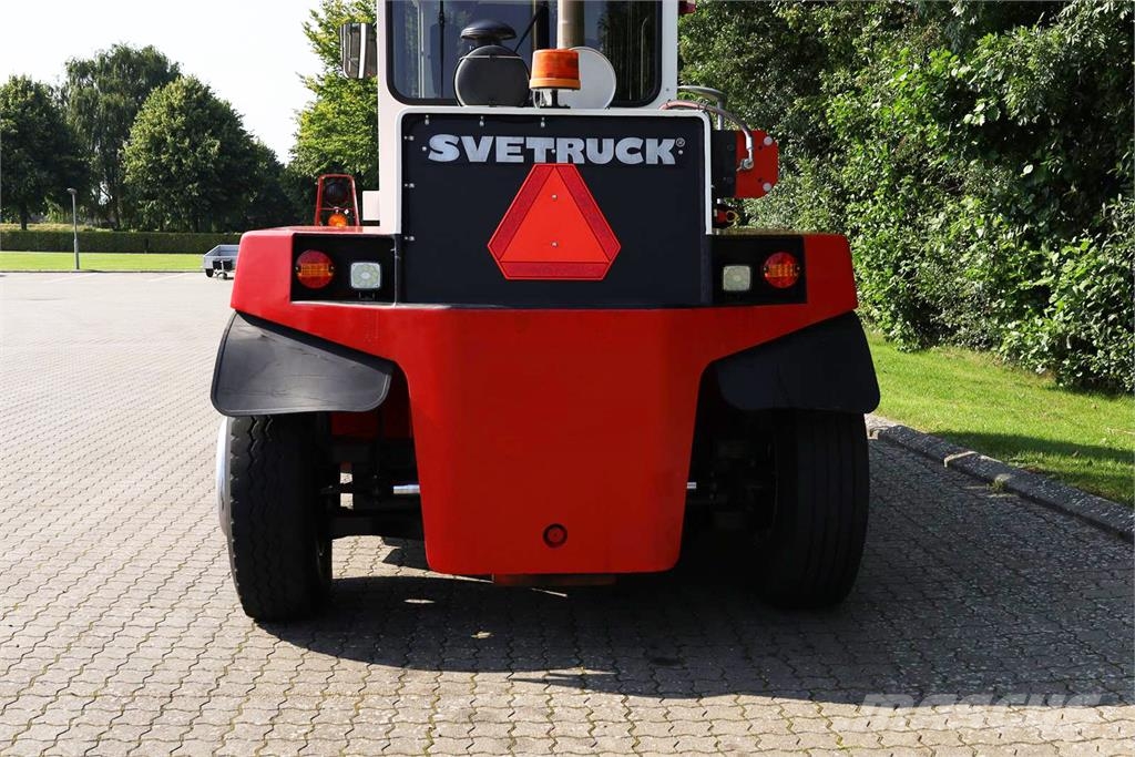 Svetruck 13,6 60 32 Dīzeļa autoiekrāvēji