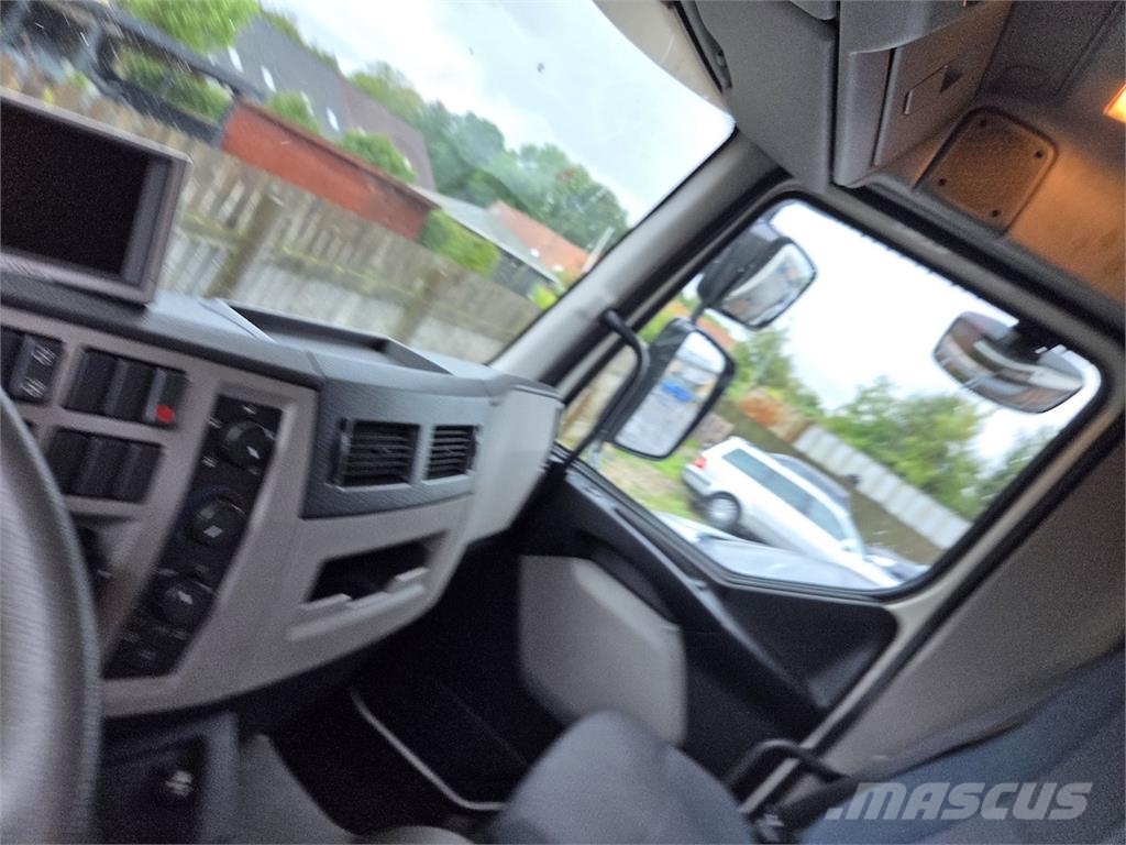 Volvo FL240 Kastenaufbau