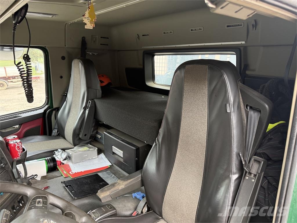Volvo FMX500 Lastväxlare med kabellift