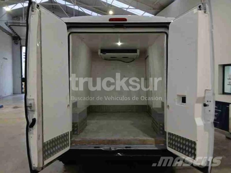 Citroën 140.35 12M3 FRC-X Van a temperatura controllata