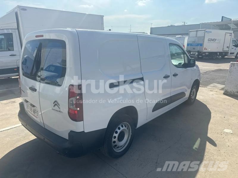 Citroën BERLINGO XL هيكل صندوقي
