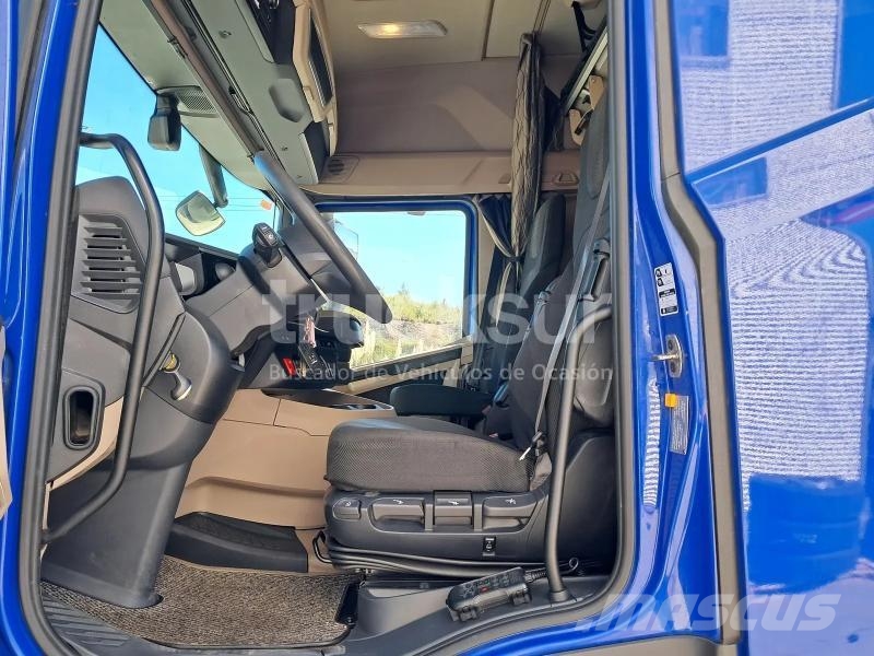 DAF XG530FT EQUIPO HIDRAULICO Sadulveokid