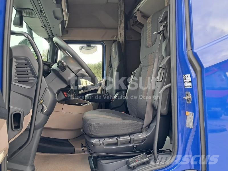 DAF XG530FT EQUIPO HIDRAULICO Sadulveokid