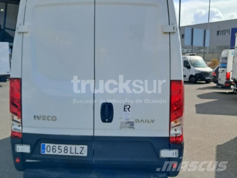 Iveco 35S14 12M3 FRC-X ME TG THK Van a temperatura controllata