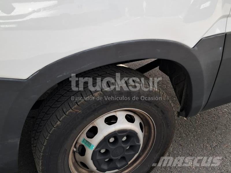 Iveco 35S14 12M3 FRC-X ME TG THK Van a temperatura controllata