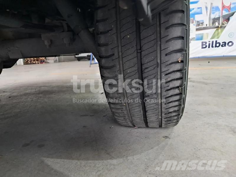 Iveco 35S16 CAMPER هيكل صندوقي