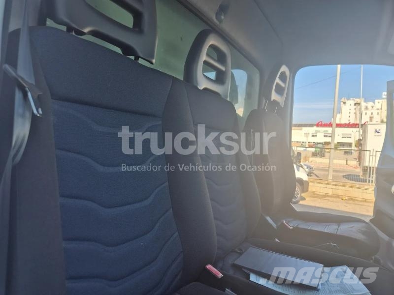 Iveco 70C18 Kapali kasa kamyonlar