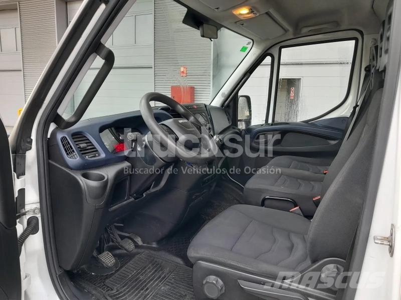 Iveco DAILY 35C16H 20M هيكل صندوقي