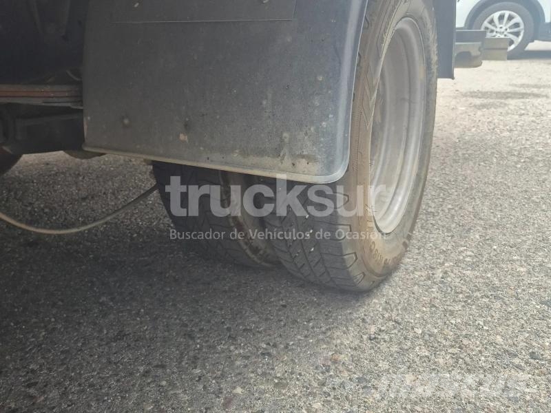 Iveco DAILY 35C16H 20M/PLAT Furgonetas de caja cerrada