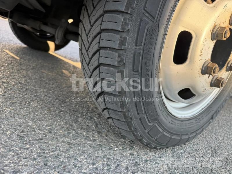 Iveco DAILY 35C18 FRC-X Van a temperatura controllata