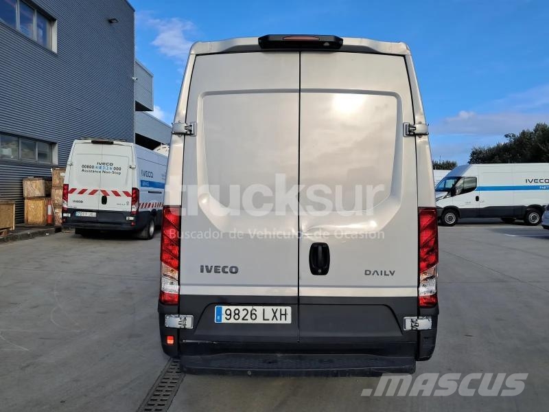 Iveco DAILY 35S14 12M3 Vehículos de caha cerrada
