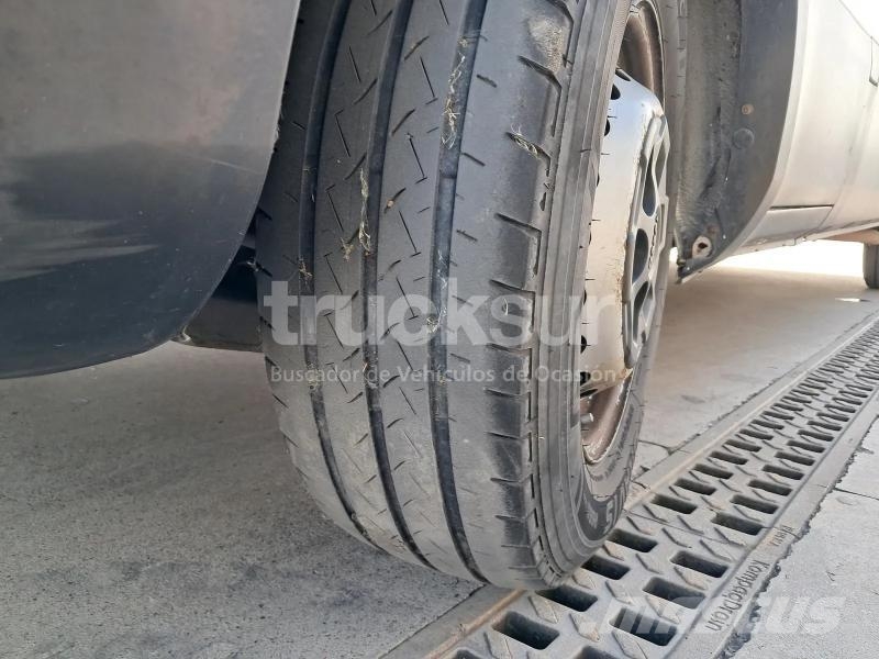 Iveco DAILY 35S14 12M3 Vehículos de caha cerrada