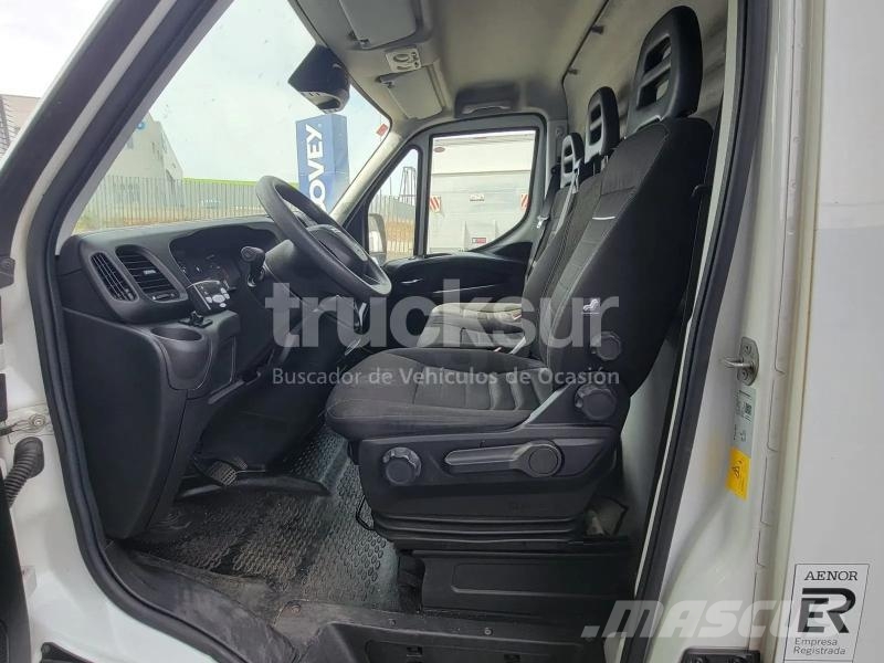 Iveco DAILY 35S14 16M3 Van a temperatura controllata