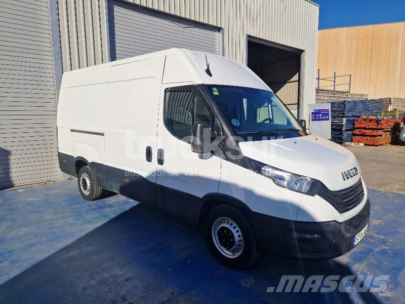 Iveco DAILY 35S16 12M3 Furgonetas de caja cerrada