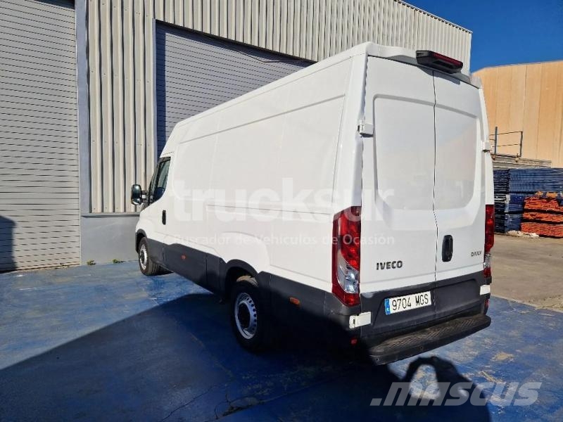 Iveco DAILY 35S16 12M3 Furgonetas de caja cerrada
