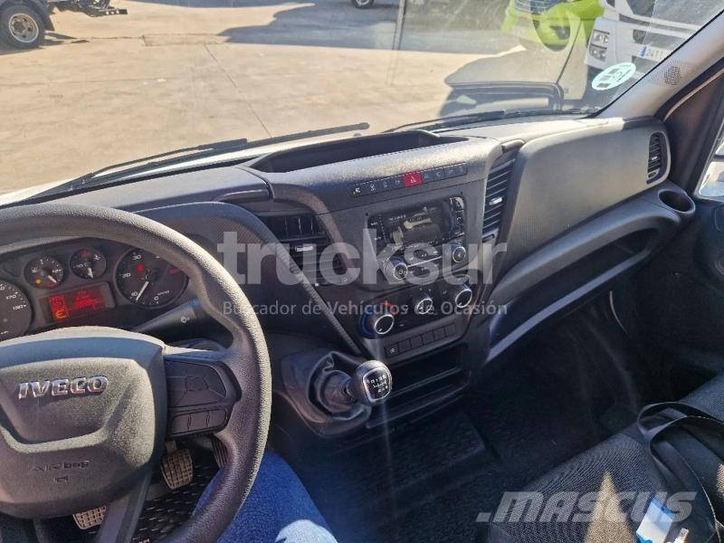 Iveco DAILY 35S16 12M3 Furgonetas de caja cerrada