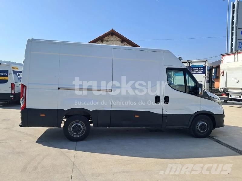 Iveco DAILY 35S16 12M3 هيكل صندوقي