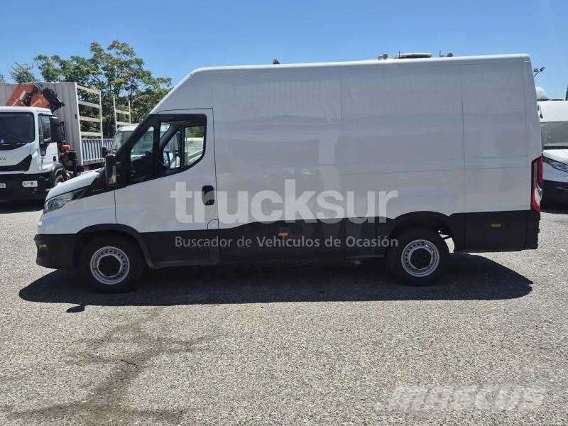 Iveco DAILY 35S16 12M3 هيكل صندوقي