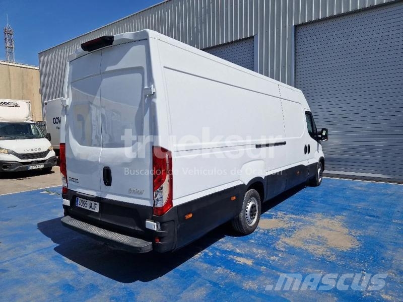 Iveco DAILY 35S16 16M3 هيكل صندوقي