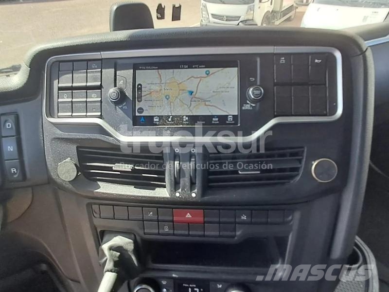 Iveco S-WAY 510 Prime Movers
