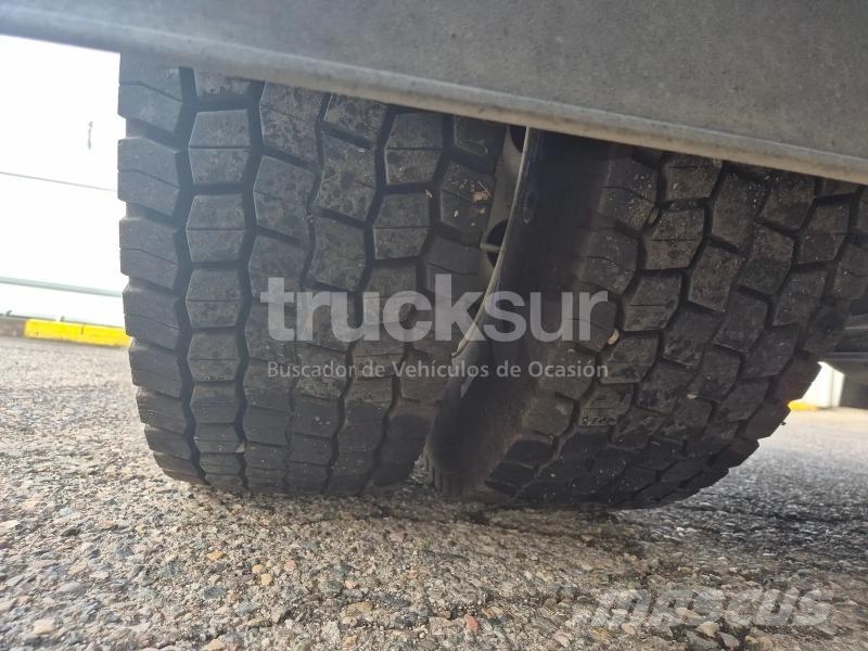 Iveco S-WAY AS440S46T/P Autotractoare