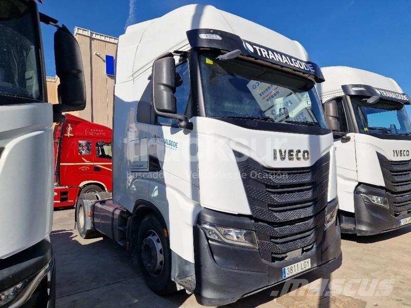 Iveco S-WAY AS440S46T/P Naudoti vilkikai