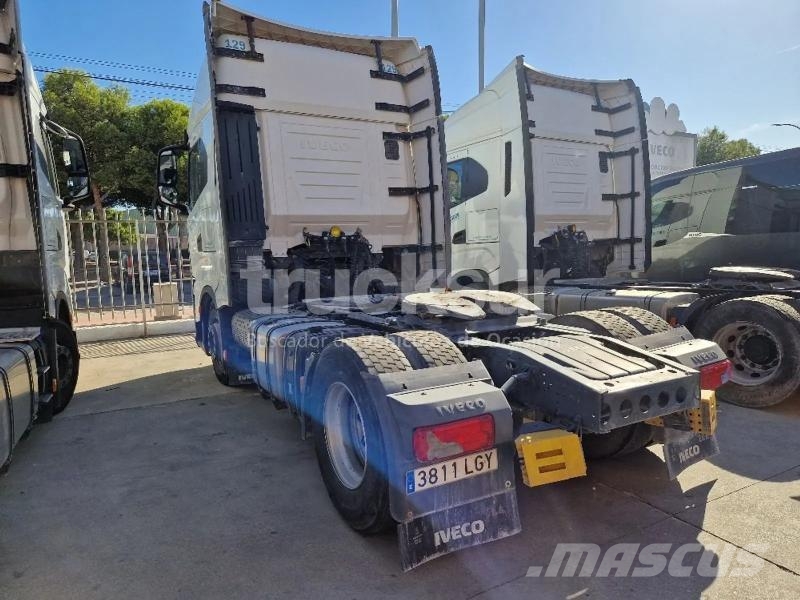 Iveco S-WAY AS440S46T/P Naudoti vilkikai