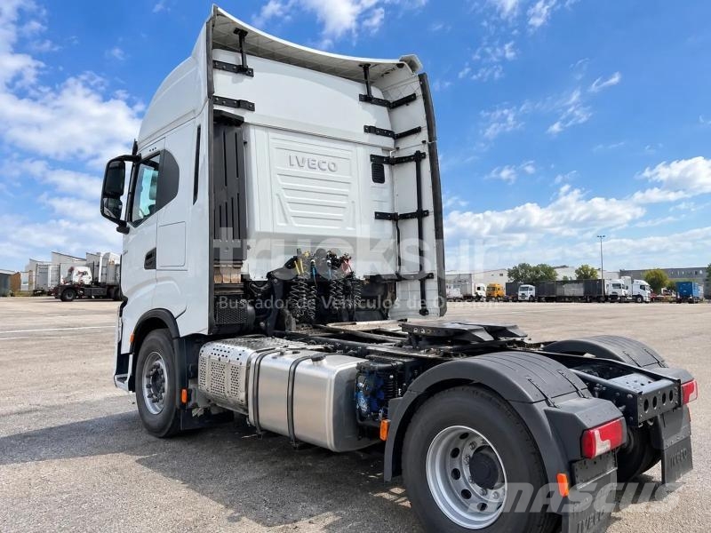 Iveco S-WAY AS440S49T/P Autotractoare