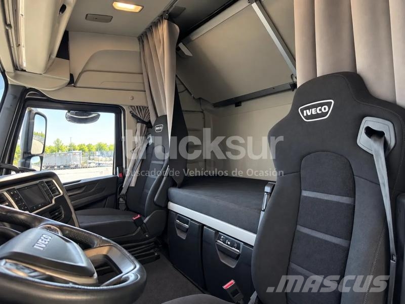 Iveco S-WAY AS440S49T/P Autotractoare