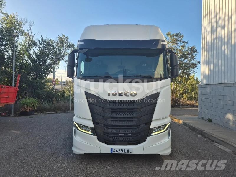 Iveco S-WAY AS440S49T/P Cabezas tractoras