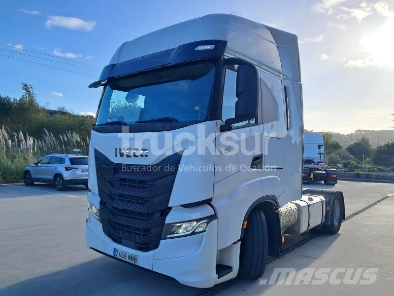Iveco S-WAY AS440S49T/P Naudoti vilkikai