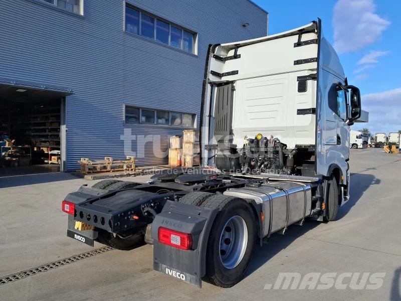 Iveco S-WAY AS440S49T/P Naudoti vilkikai