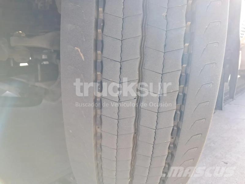 Iveco S-WAY AS440S49T/P Naudoti vilkikai