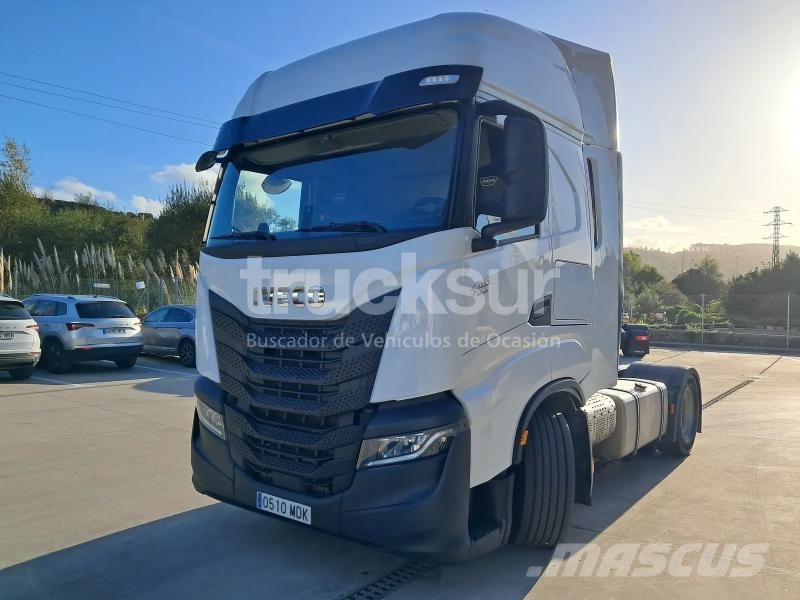 Iveco S-WAY AS440S49T/P Naudoti vilkikai