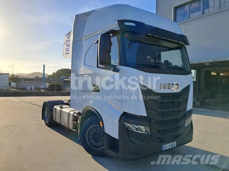 Iveco S-WAY AS440S49T/P Naudoti vilkikai