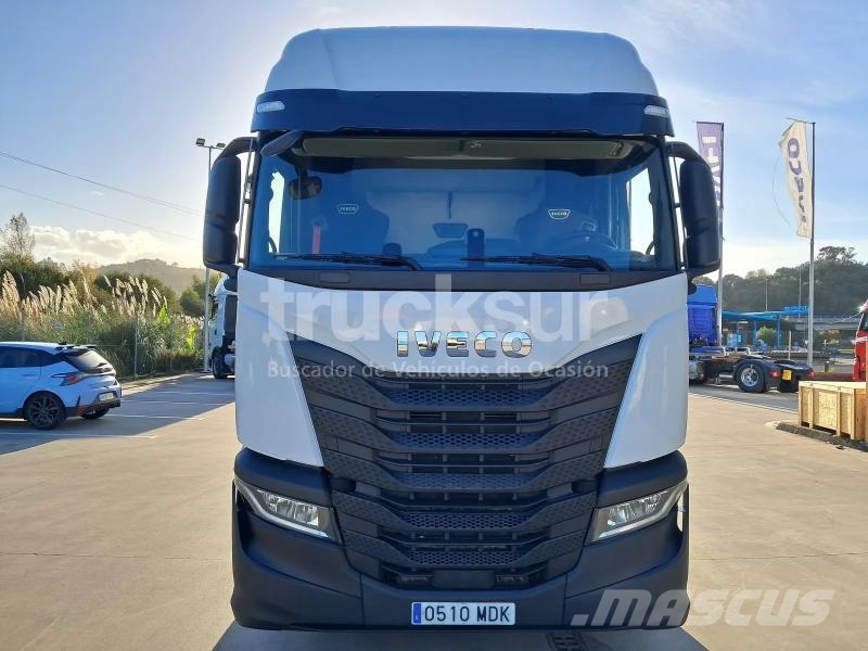 Iveco S-WAY AS440S49T/P Naudoti vilkikai
