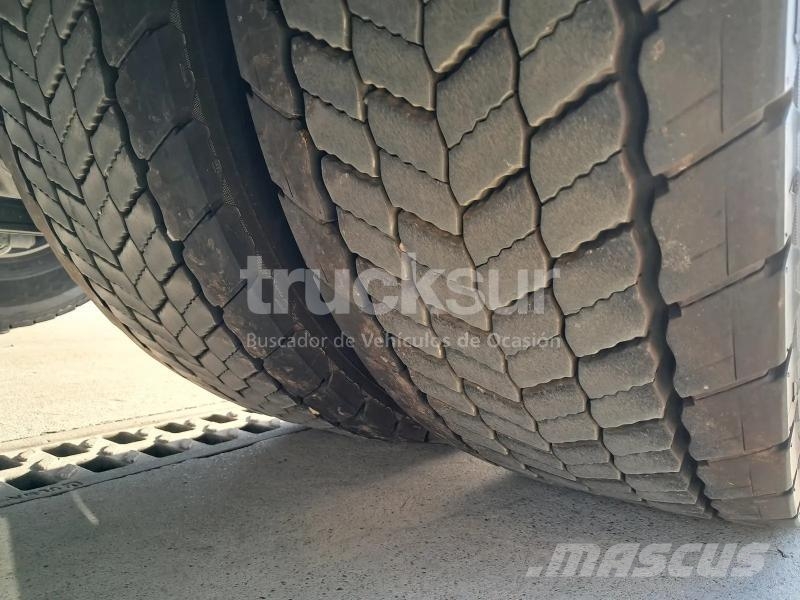 Iveco S-WAY AS440S49T/P Naudoti vilkikai