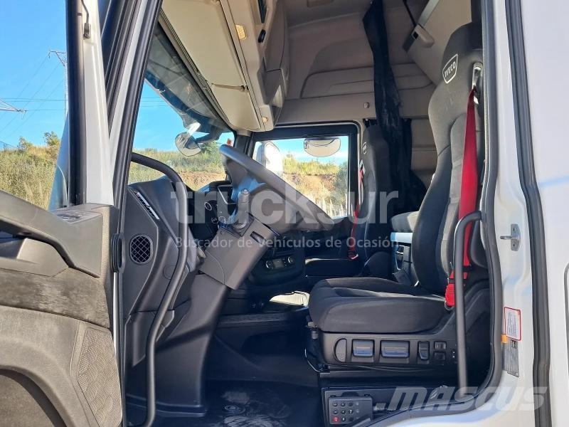 Iveco S-WAY AS440S49T/P Naudoti vilkikai