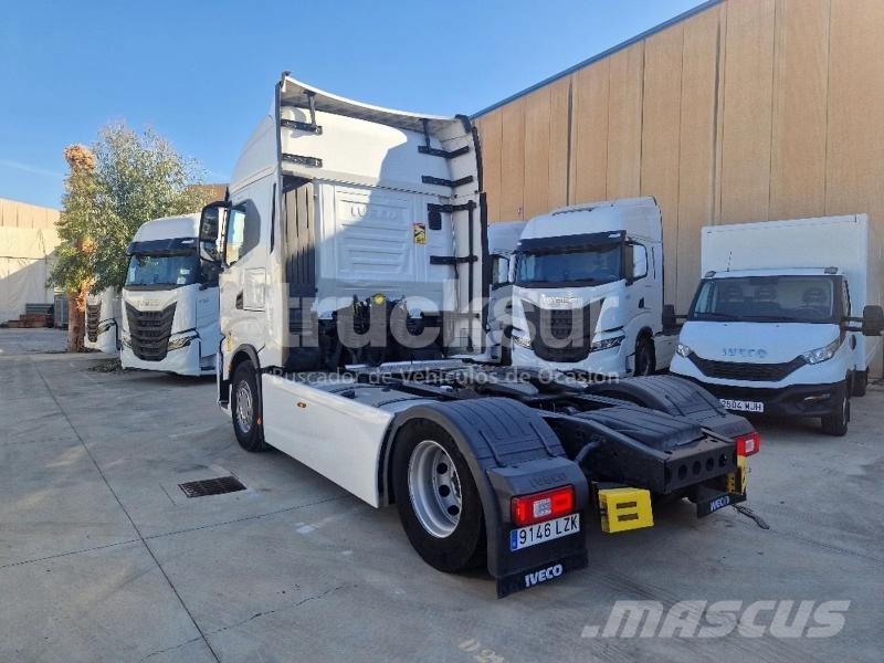Iveco S-WAY AS440S49T/P Naudoti vilkikai