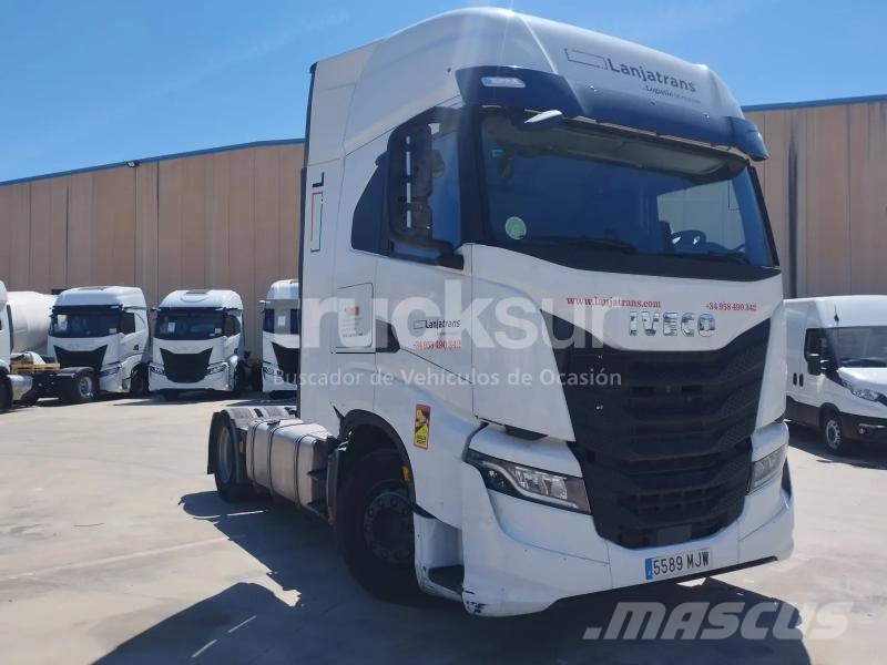 Iveco S-WAY AS440S49T/P Naudoti vilkikai