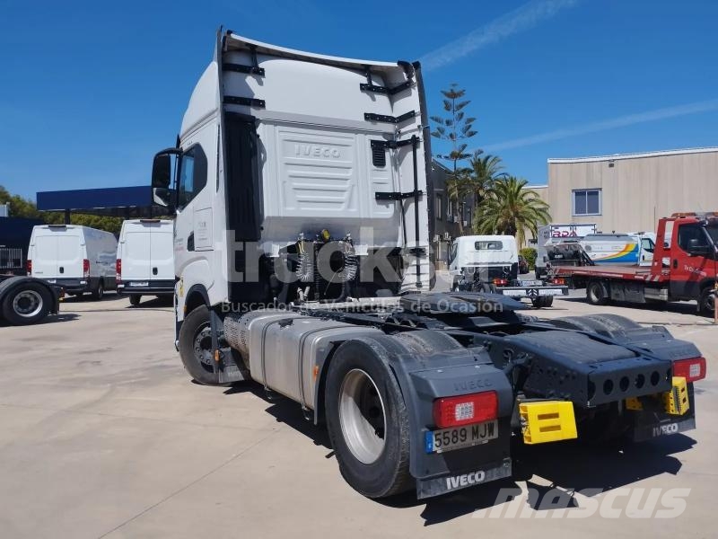 Iveco S-WAY AS440S49T/P Naudoti vilkikai
