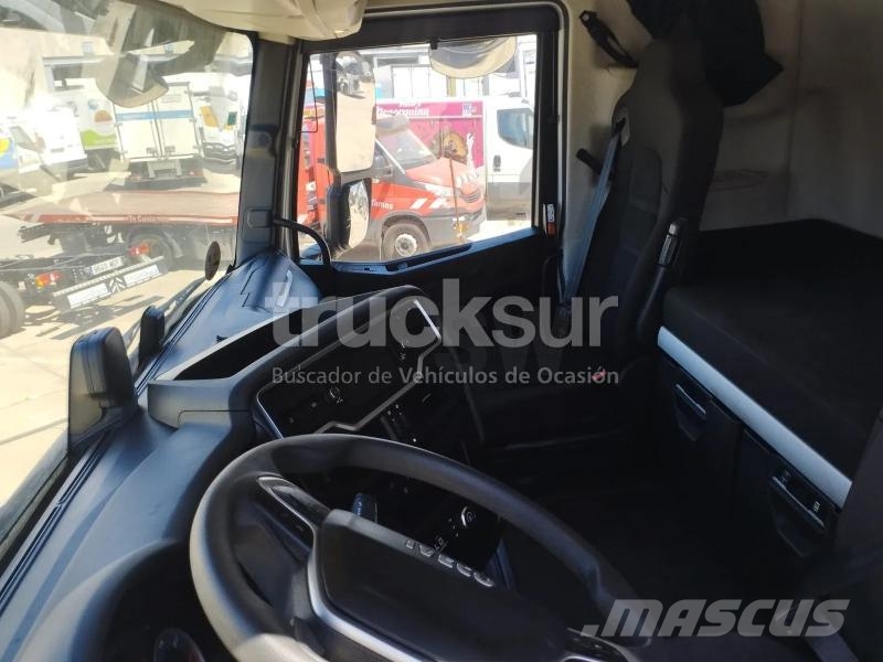 Iveco S-WAY AS440S49T/P Naudoti vilkikai